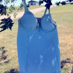 Lane Bryant Cacique Tankini Top Size 38DDD